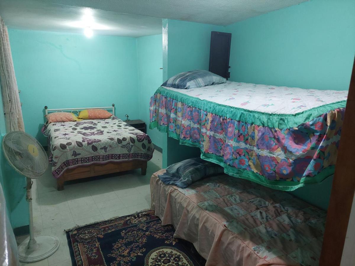 Casa Compartida, Privada 4 Adultos 1 Nino Homestay