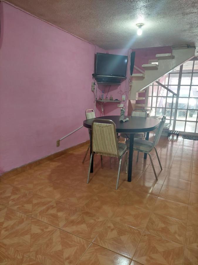 Casa Compartida, Privada 4 Adultos 1 Nino